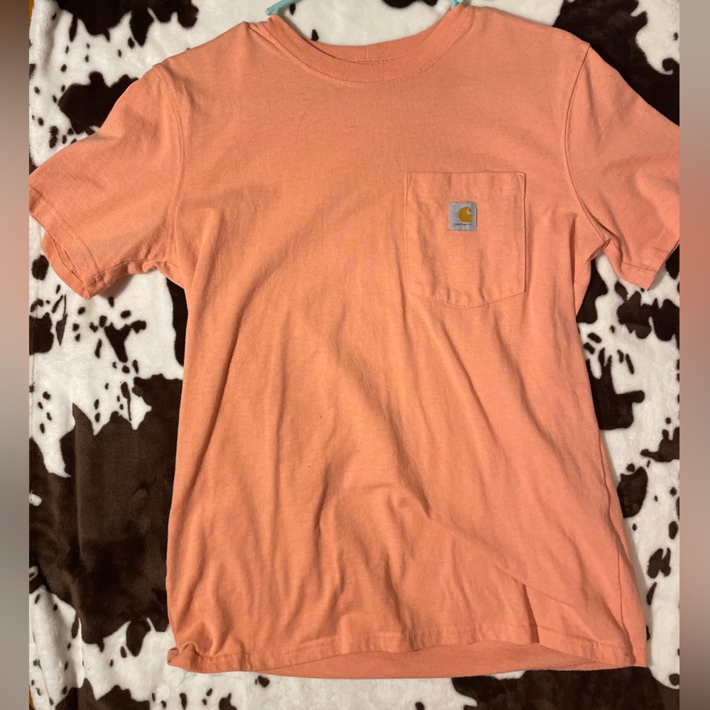 💗carhartt tshirt 💗